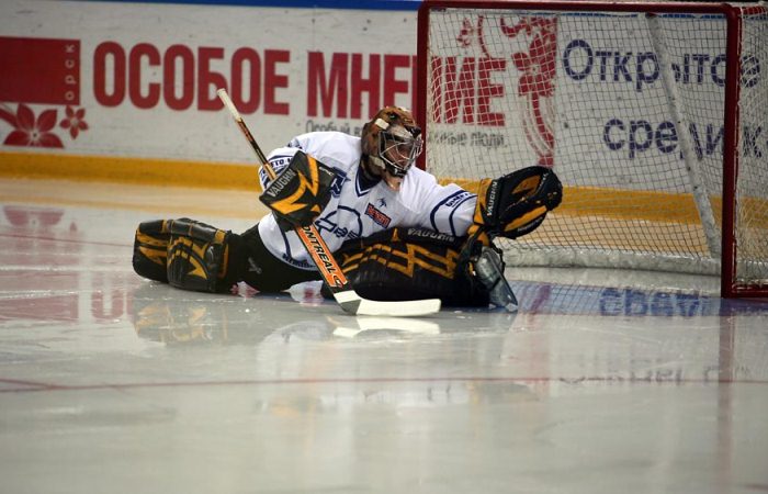 на публику не играет.jpg